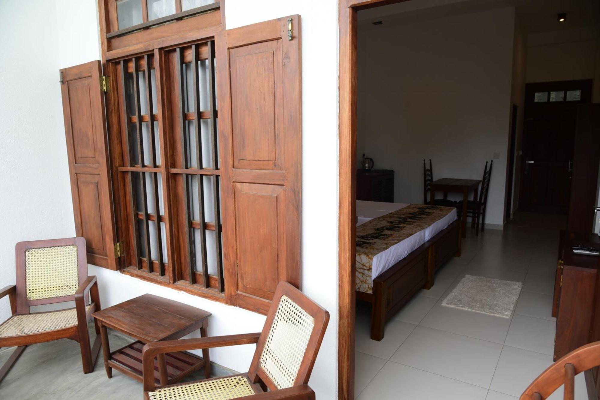 Tranquil Hotel ฮิกคาดูวา ภายนอก รูปภาพ